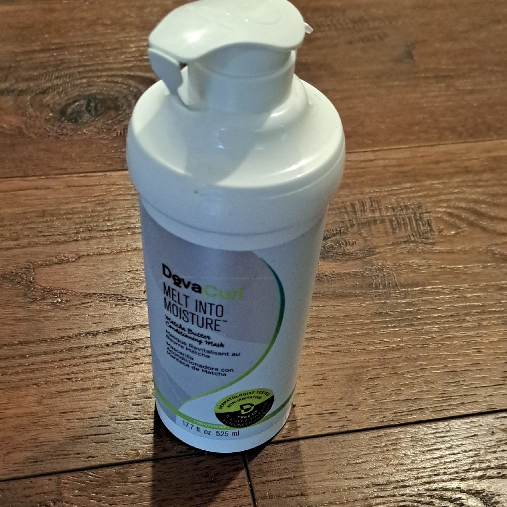 DevaCurl Moisture Hair Mask with Green and Black Accents